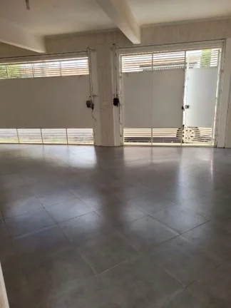 Imagem Sobrado com 4 dormitórios à venda, 1050 m² por R$ 900.000,00 - Jardim Cambiri - Ferraz de Vasconcelos/SP