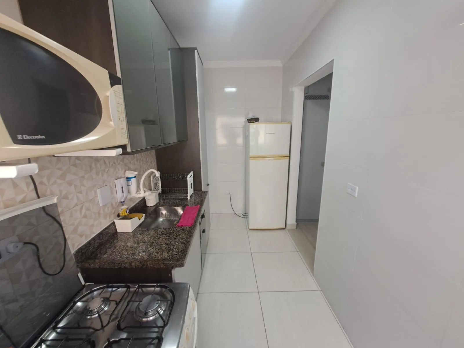 Imagem Apartamento para Venda em Praia Grande, Aviação, 1 dormitório, 1 banheiro, 2 vagas