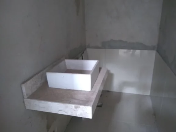 Imagem Linda casa com 3 pisos, Jd Estoril, venda