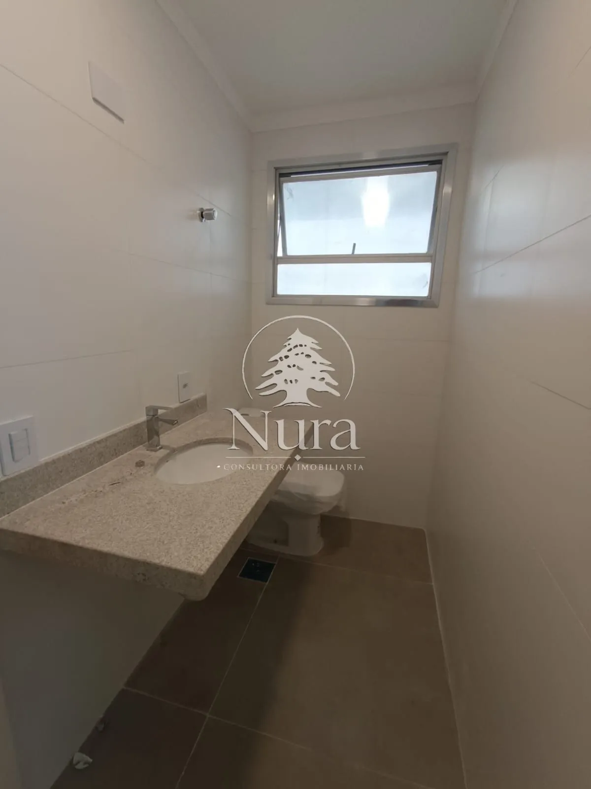 Imagem Apartamento de 3 quartos, 110m² no bairro Boqueirão, em Santos