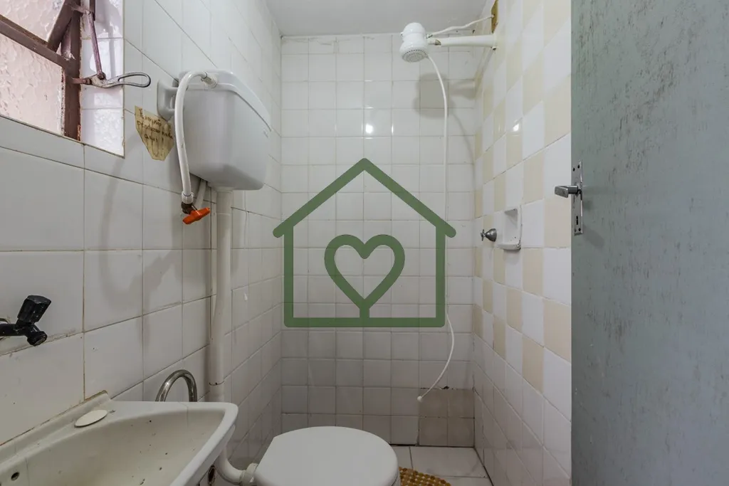 Imagem CASA DE 99m² COM 2 DORMITÓRIOS, 2 BANHEIROS, ESCRITÓRIO, COZINHA, LAVANDERIA, DESPENSA. AMPLO PÁ...