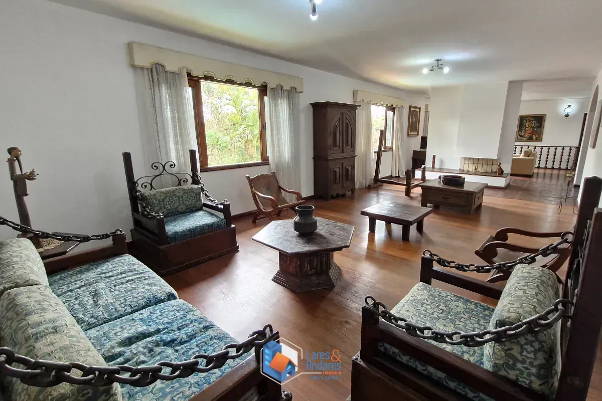 Imagem Casa para venda em Jardim Guedala com 4 quartos, sendo 2 suítes, 375m²