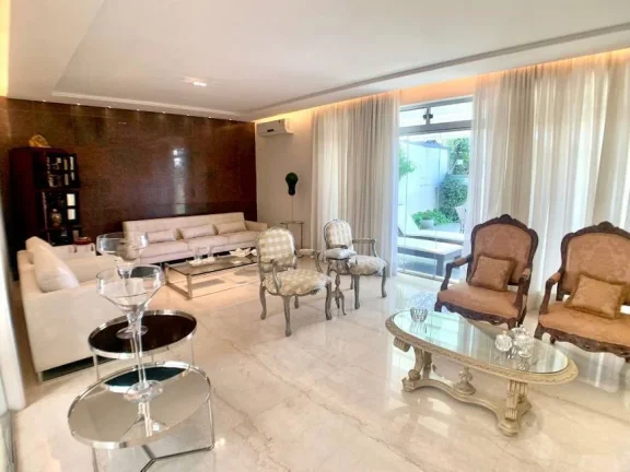 Imagem Casa com 7 Quartos e 6 banheiros com 1020 m² no Cidade Jardim