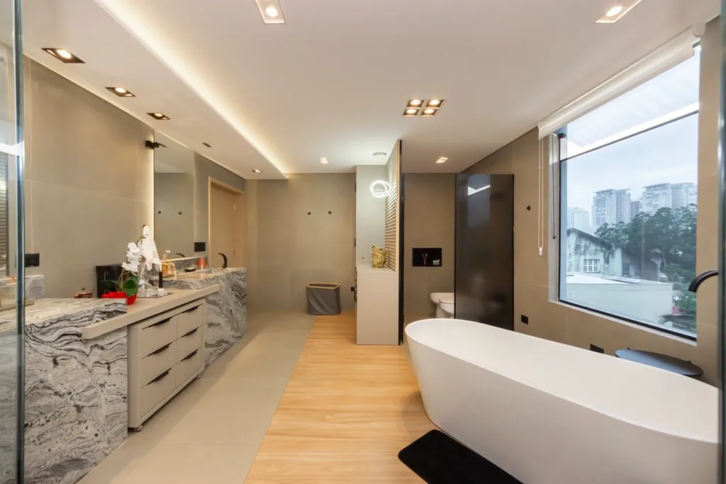 Imagem Casa à venda em São Paulo, Campo Belo, com 3 quartos, 345m2