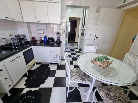 Imagem Apartamento frente mar à venda em uma ótima localização no bairro Martim de Sá.