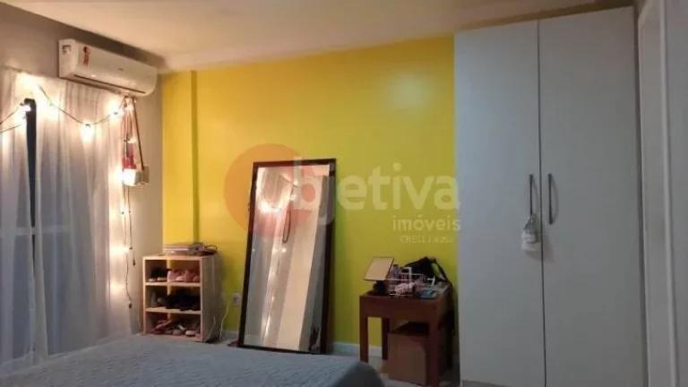 Imagem Cobertura com 3 dormitórios à venda, 194 m² por R$ 950.000,00 - Braga - Cabo Frio/RJ