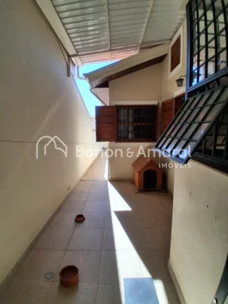 Imagem Excelente oportunidade para quem busca conforto, segurança e funcionalidade. Esta casa térrea poss...