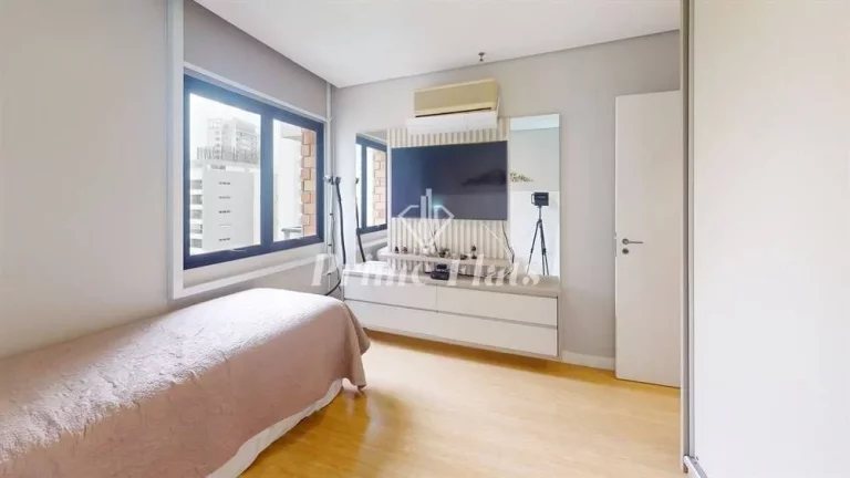 Imagem Flat disponível para venda no Moema Comfort Residence, com 40m², 1 dormitório e 1 vaga