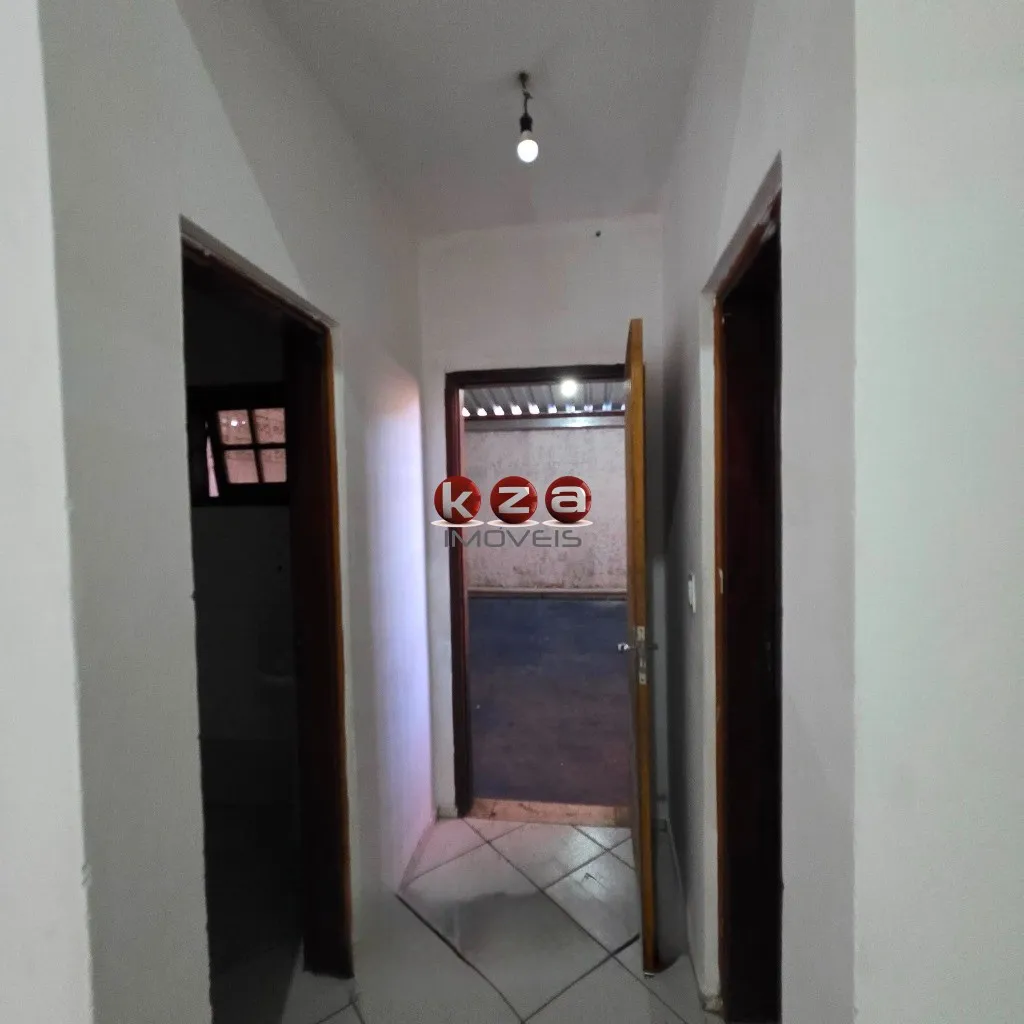 Imagem Sala Comercial para Locação em Vinhedo-SP, Bairro Capela: 1 Sala, 1 Banheiro, 1 Vaga de Garagem, 100m² de Área