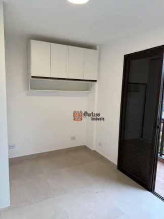 Imagem Apartamento com 2 dormitórios à venda, 60 m² por R$ 330.000 - Enseada - Guarujá/SP