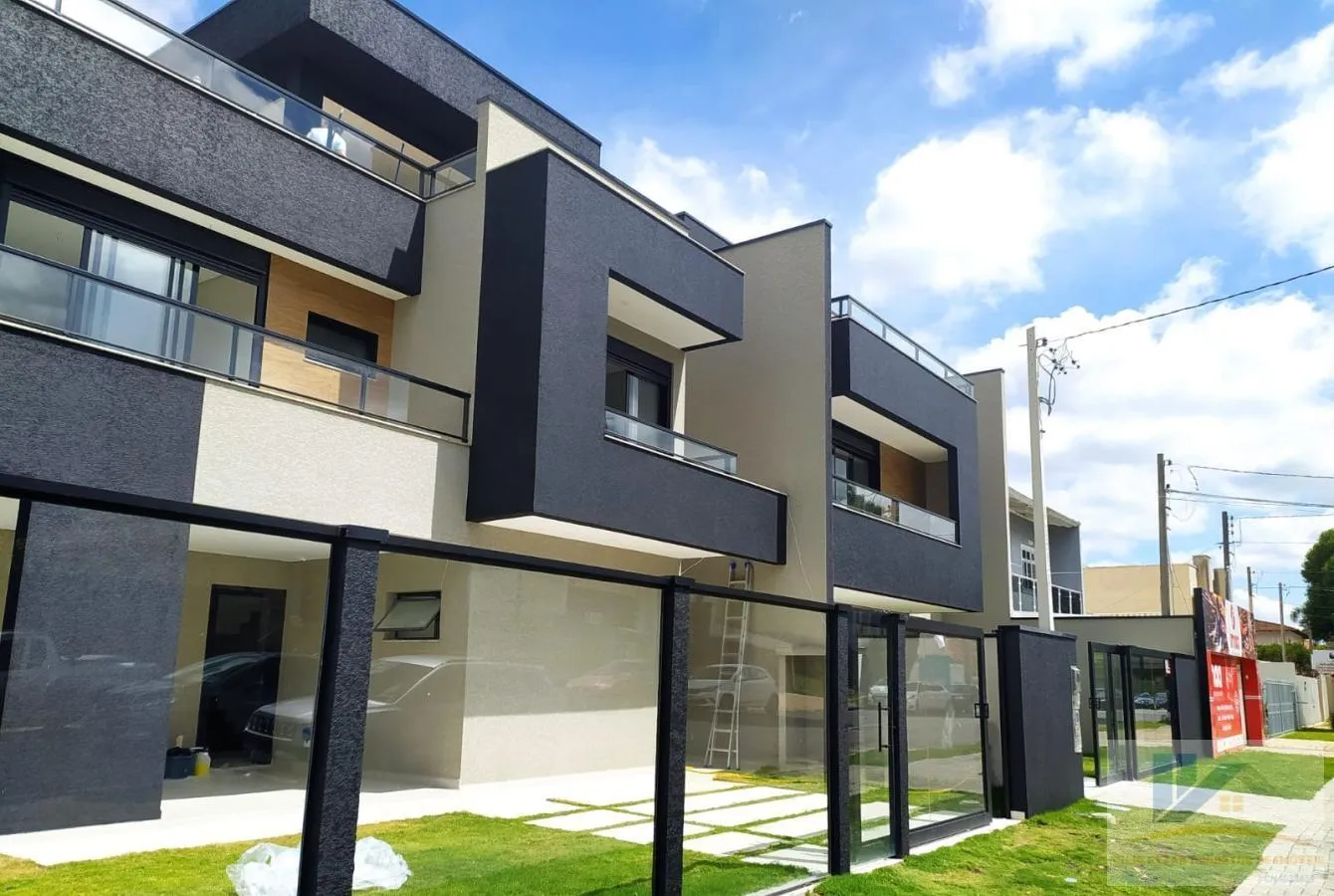Imagem Triplex para Venda em São José dos Pinhais, Carioca, 3 dormitórios, 2 suítes, 4 banheiros, 3 vagas