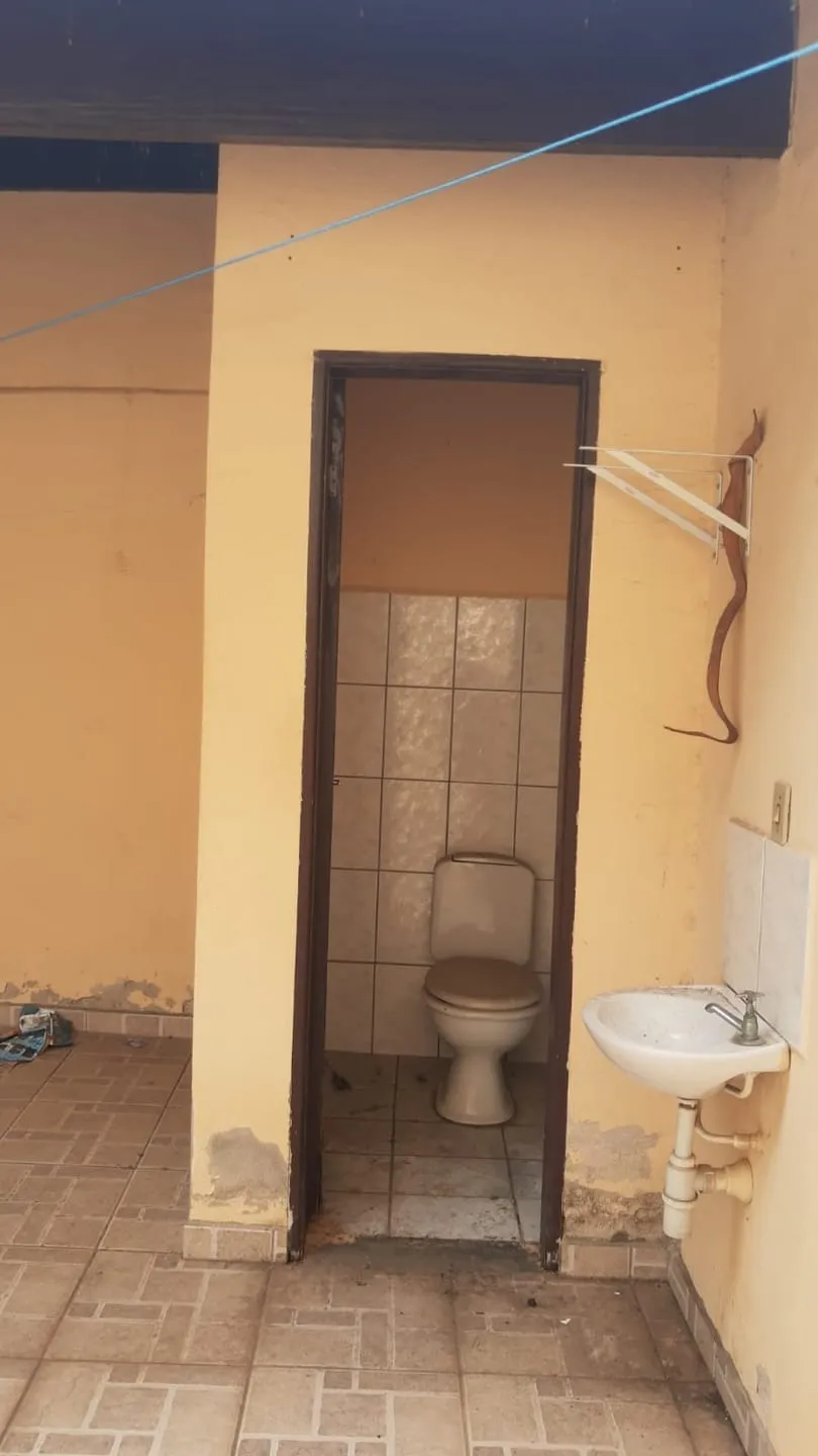 Imagem Casa para Locação 2 Quartos, 2 Vagas, 180M², Vila Santa Fé, Taubaté - SP