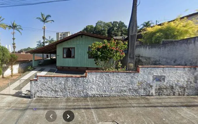 Foto do imóvel Vendo casa de Madeira bairro Floresta
