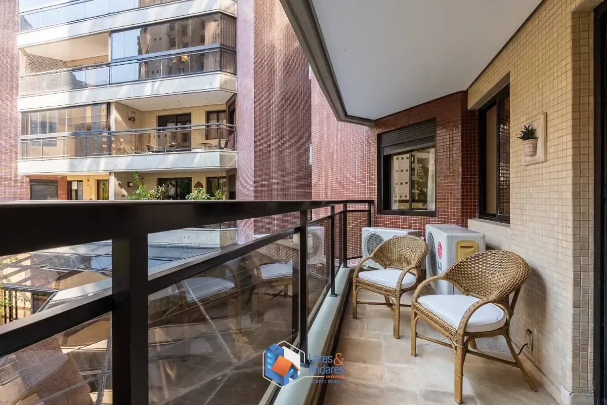 Imagem Apartamento para venda em Moema com 3 quartos, sendo 1 suíte, 120m²