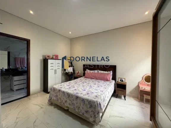 Imagem CASA NOVA ALTO PADRÃO CONDOMÍNIO FECHADO NO GUARAPARK A 200 METROS DA VIA EPTG ESTUDA TROCA