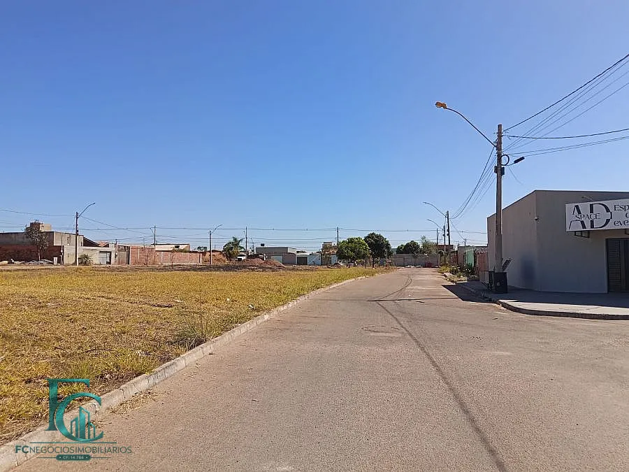 Imagem Oportunidade, terreno comercial com entrada parcelada