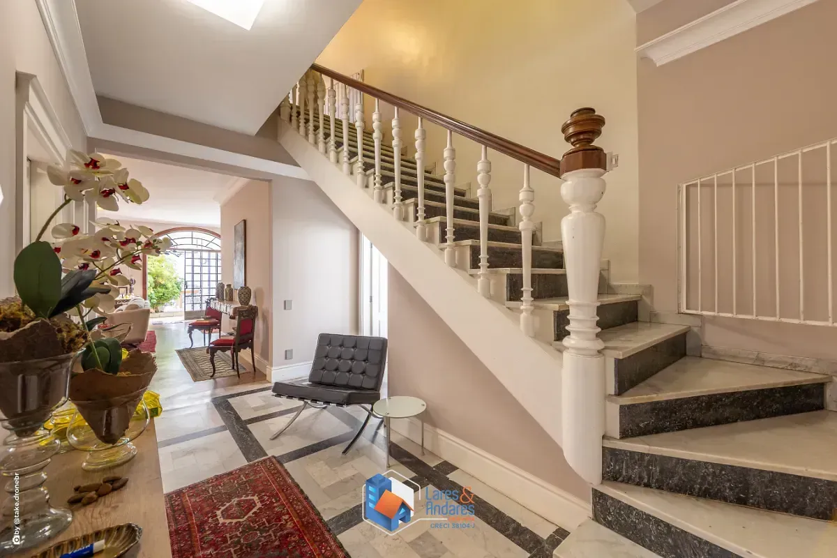 Imagem Casa para venda em Morumbi com 4 quartos, sendo 2 suítes, 556m²