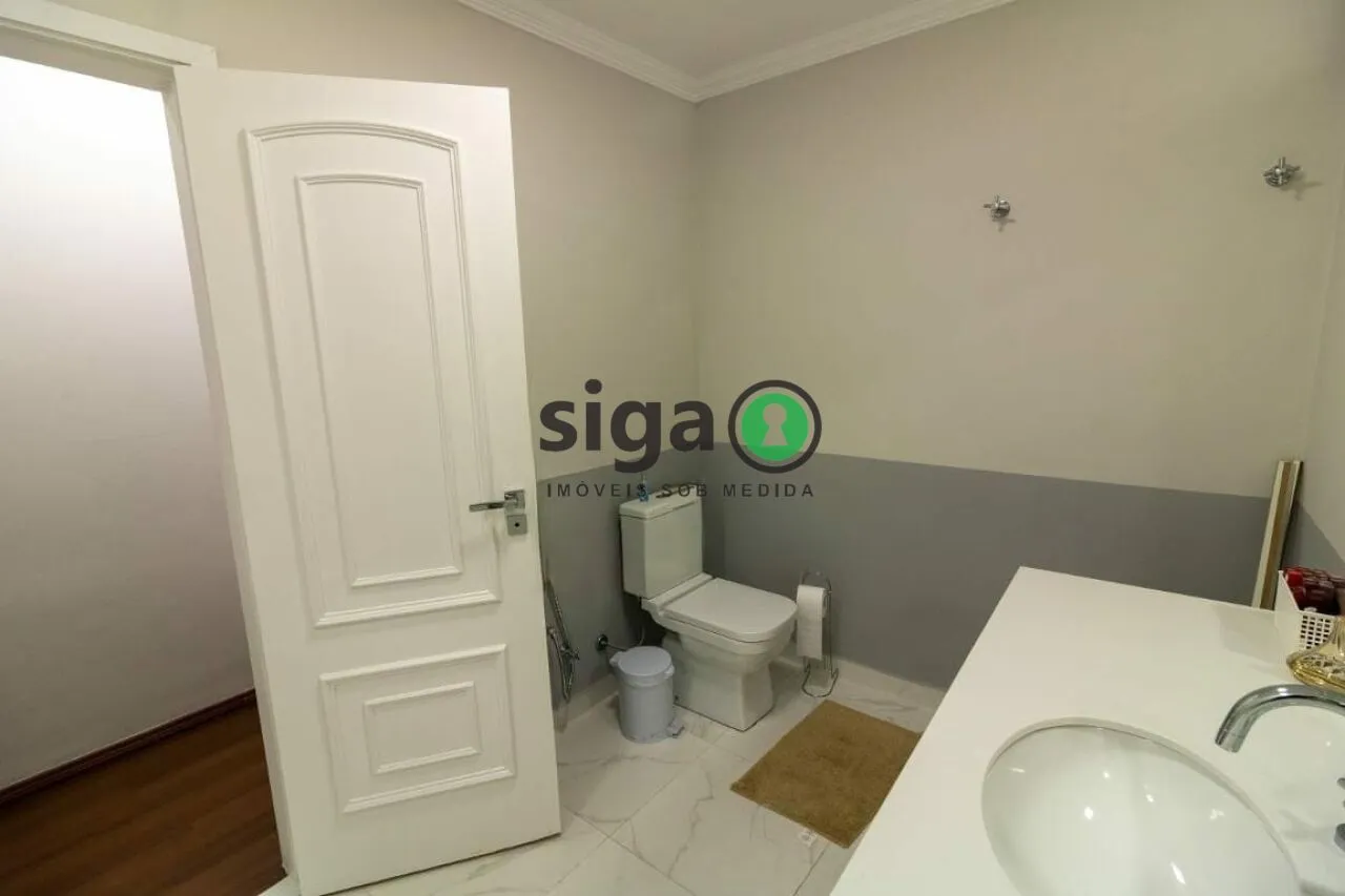 Imagem Casa à venda com 323m², 4 quartos e 3 vagas