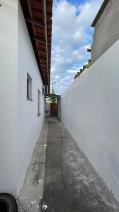 Imagem Casa para venda e locação no condomínio Quartiê - SIM