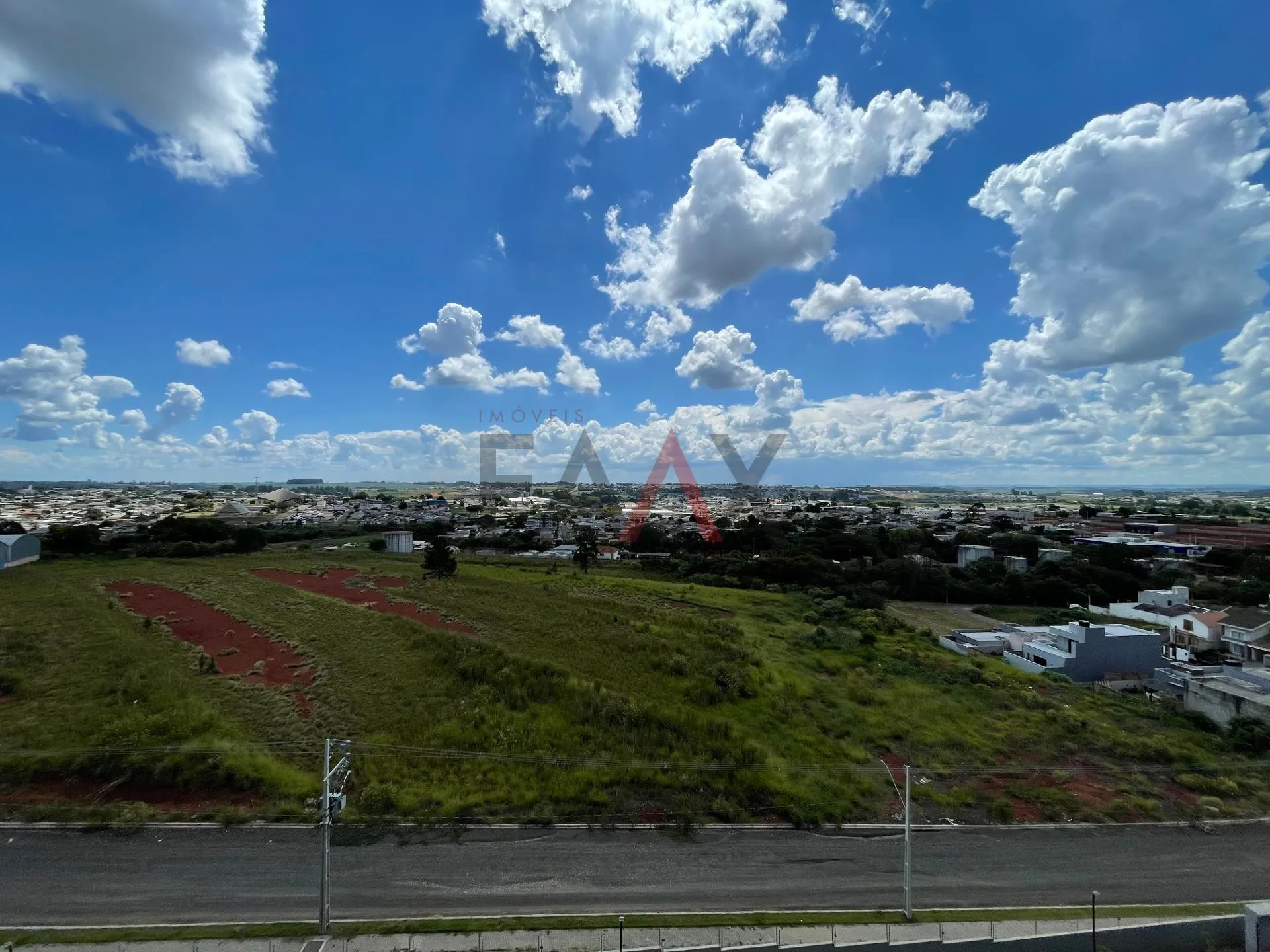 Imagem Apartamento Semi Mobiliado no Vista Batel com 3 Quartos e Varanda com Churrasqueira