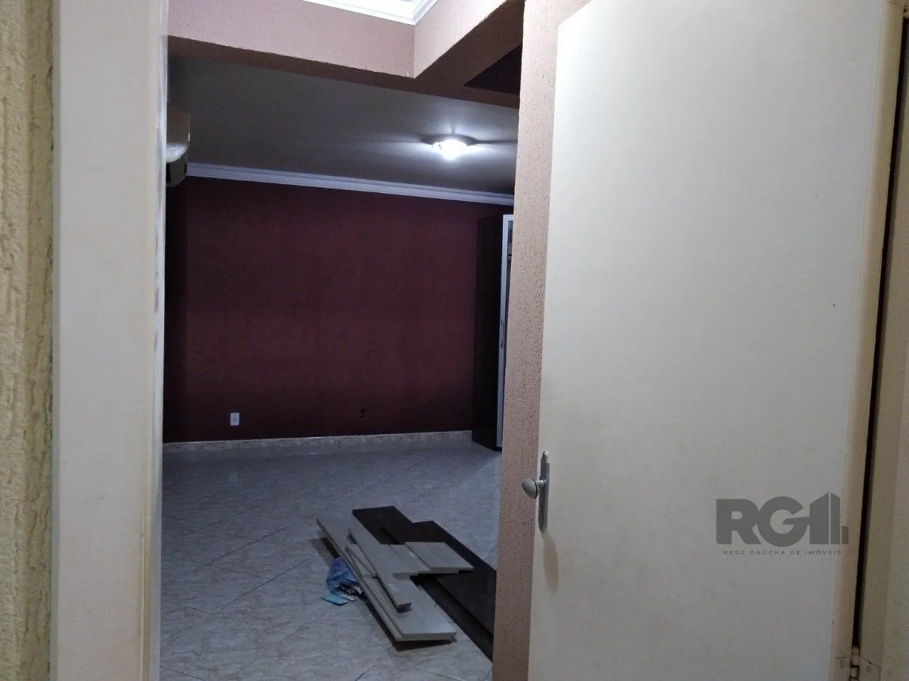 Imagem Casa 3 dormitórios, 1 suíte, vaga de garagem, Bairro Princesa Izabel
