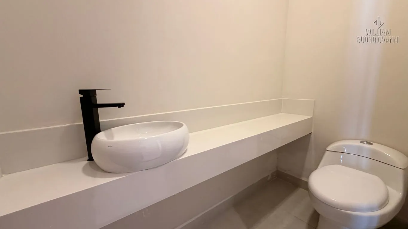 Imagem CASA 3 QUARTOS, SENDO 3 SUÍTES, 4 VAGAS GARAGEM - JD IMPERADOR - PRAIA GRANDE/SP