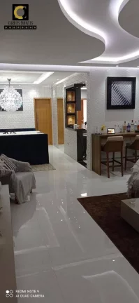Imagem Maravilhosa casa sobreposta na ponta da praia à venda