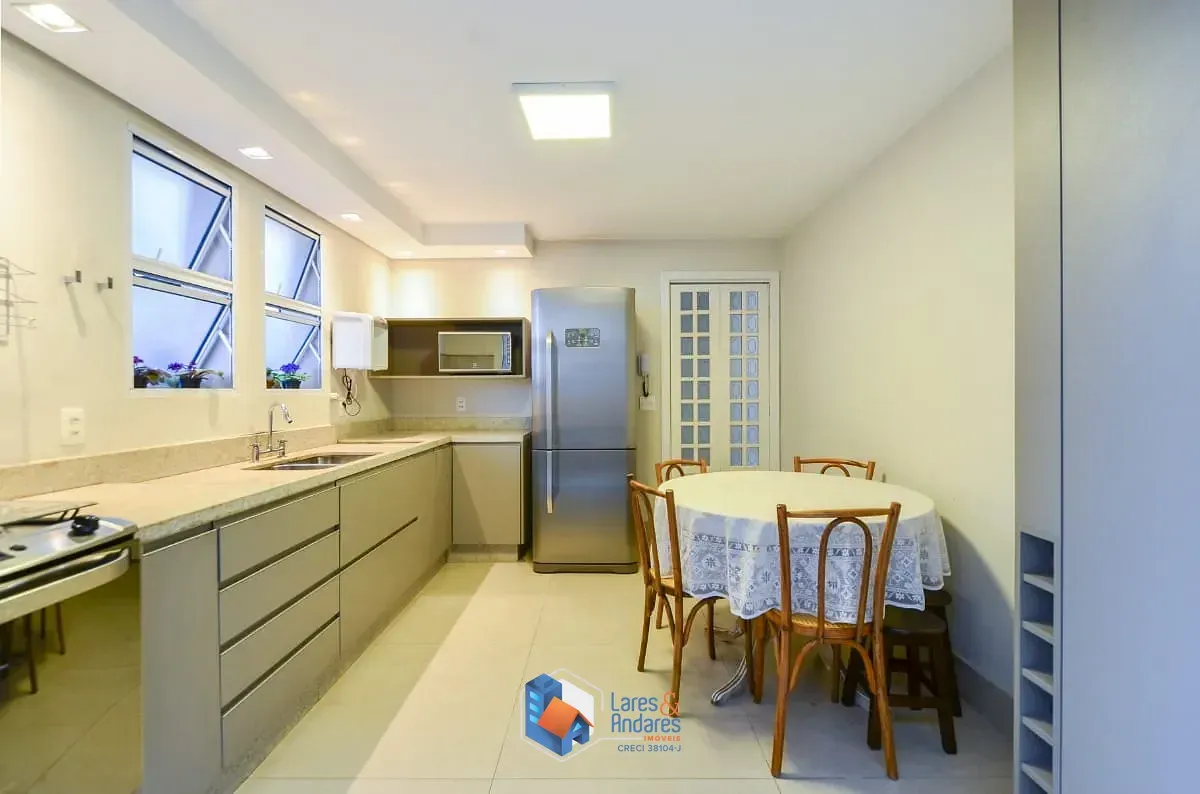 Imagem Casa para venda em Brooklin com 3 quartos, sendo 1 suíte, 200m²