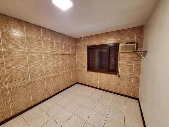 Imagem EXCELENTE OPORTUNIDADE, Casa com 256m², cond fechado, Águas Claras, Viamão