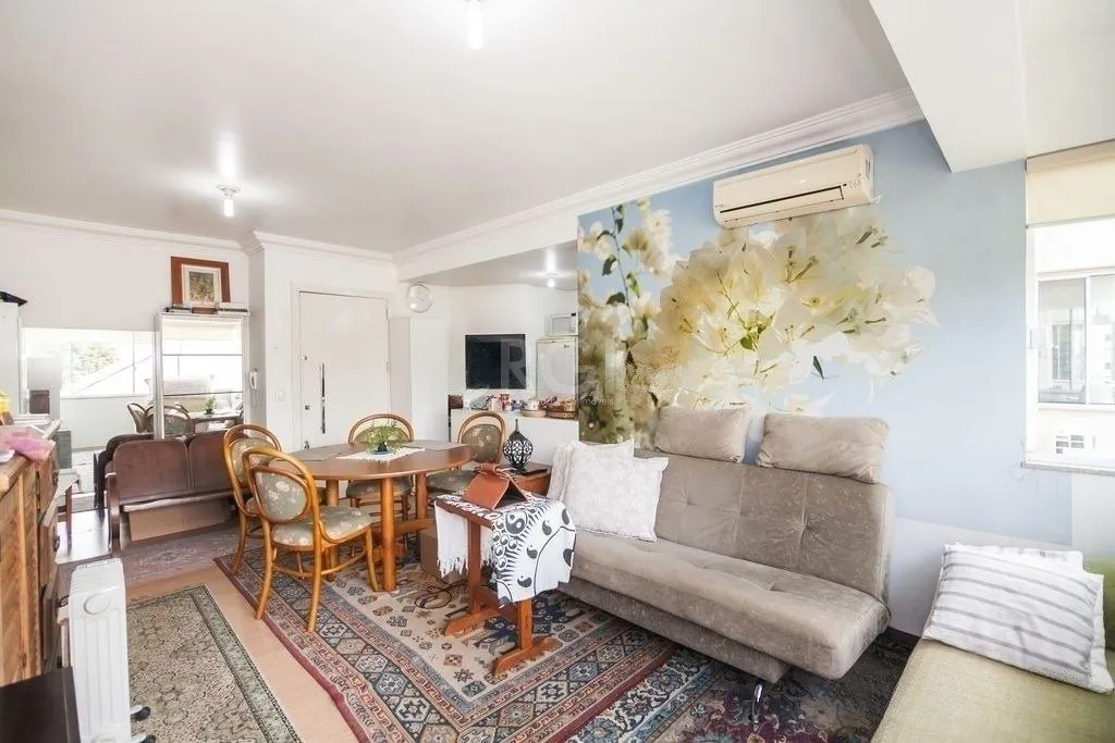 Imagem Excelente apartamento de 68m² com 2 dormitórios e 2 vagas de garagem
