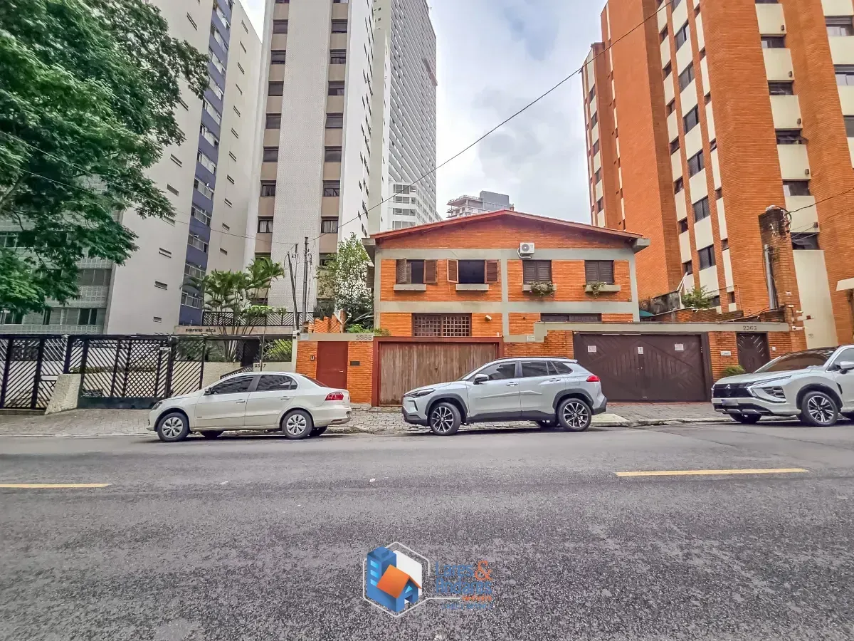 Foto do imóvel Sobrado para venda em Vila Madalena com 4 quartos, sendo 2 suítes, 191m² em Rua João Moura