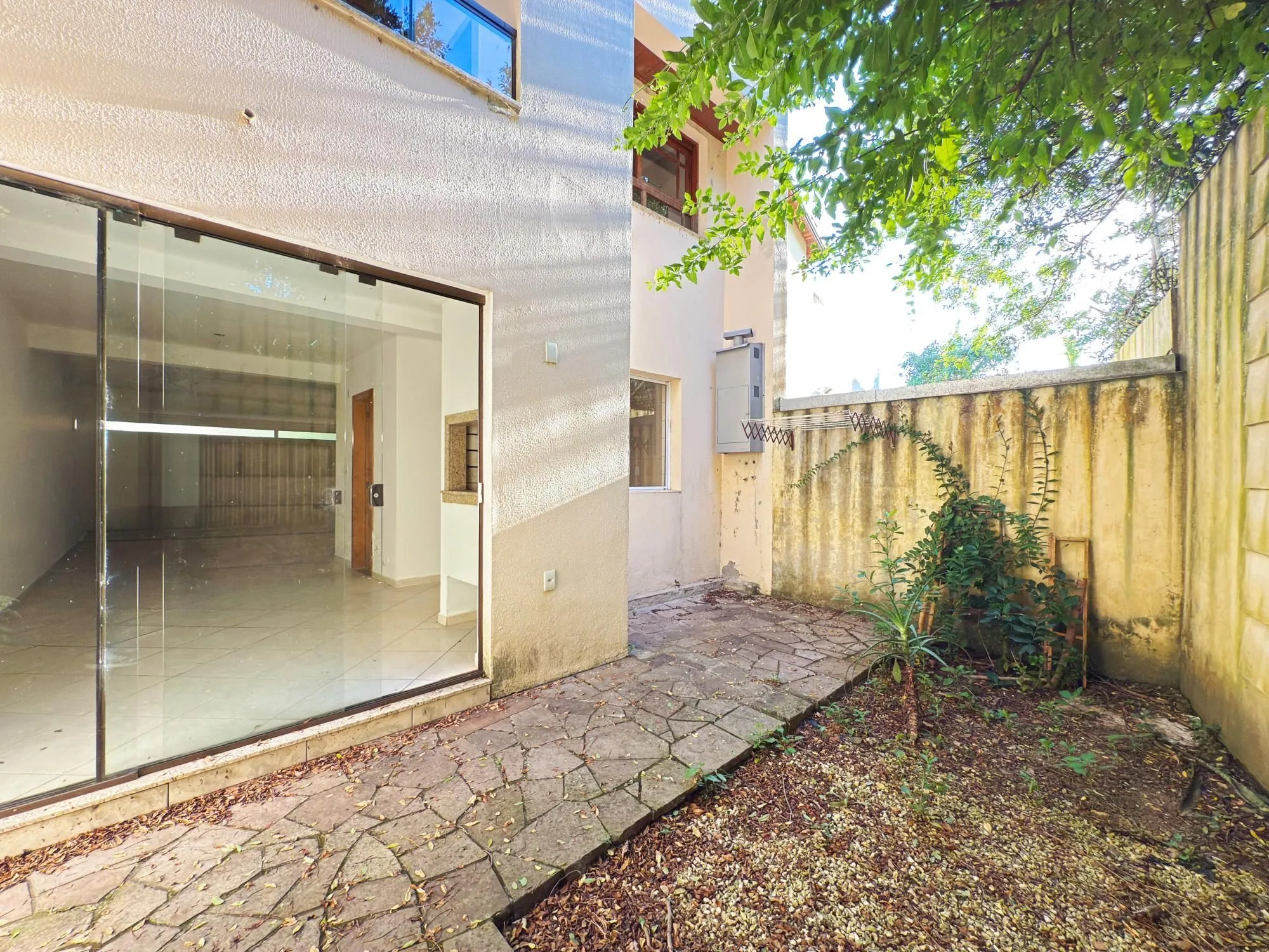 Imagem Casa em condomínio 3 dormitórios (2 suites), 3 vagas - Bairro Jardim Isabel