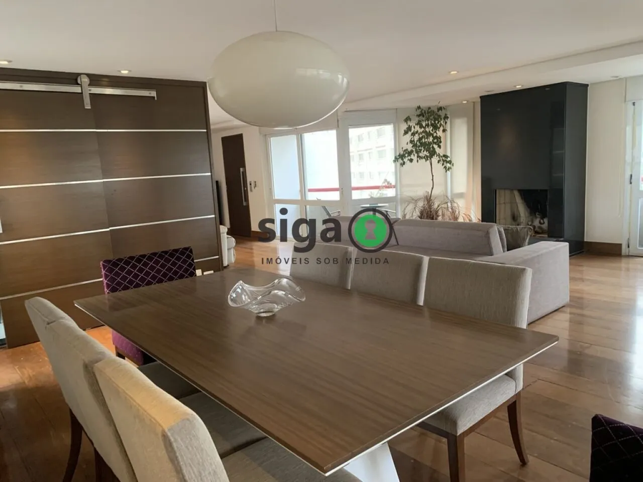 Imagem VENDE na Vila Andrade (Região do Morumbi) Apartamento com 3 quartos suítes e 4 Vagas + Depósito