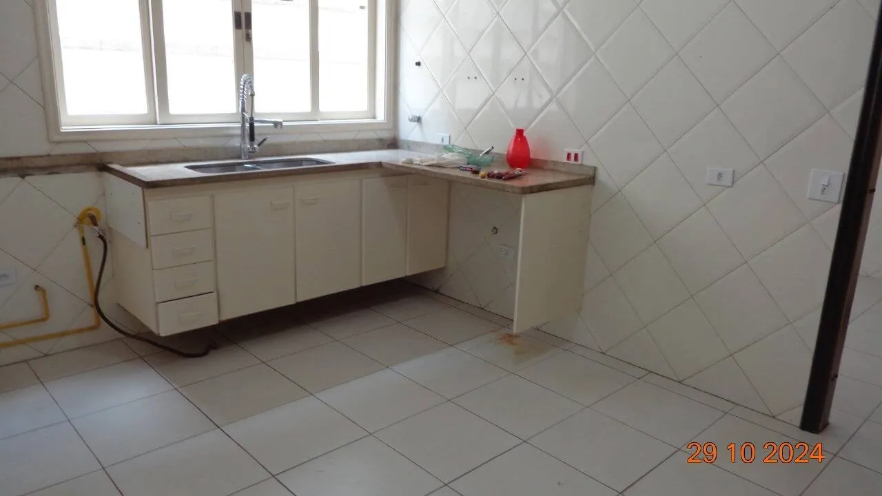 Imagem Casa de Alto Padrão com 4 Suítes em Alphaville, Santana de Parnaíba