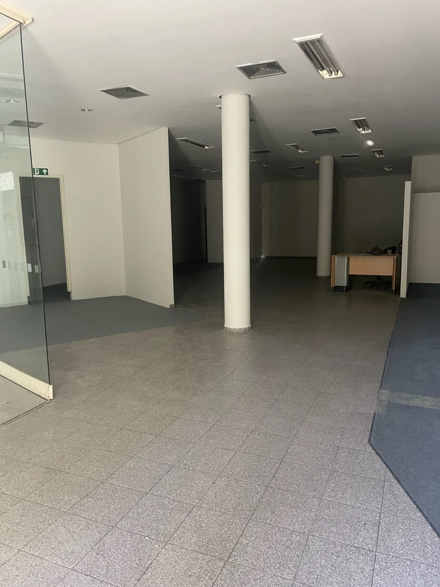 Imagem Comercial para Locação 8 Vagas, 500M², Loteamento João Tamborindeguy Fernandes, Pindamonhangaba - SP