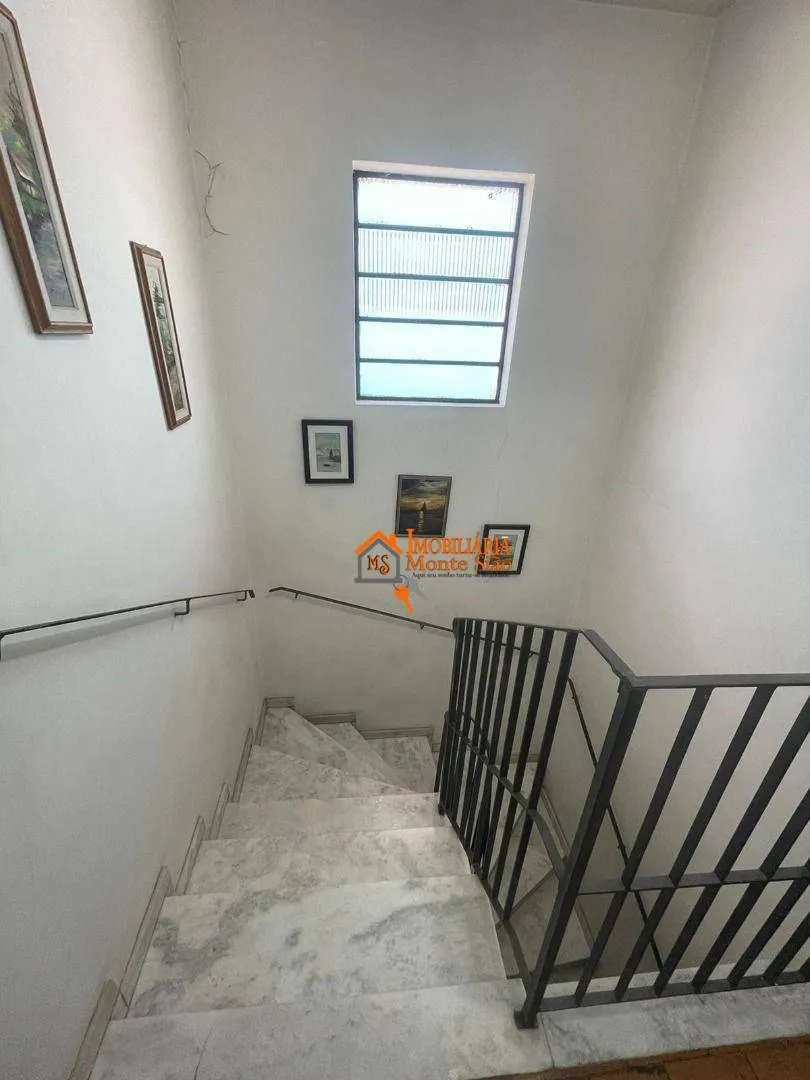 Imagem Sobrado com 3 dormitórios à venda, 240 m² por R$ 640.000 - Ponte Grande - Guarulhos/SP