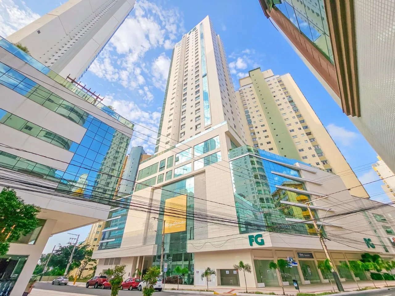 Imagem Apartamento com vista para o mar à venda com 223.09m2 por R$ 6.335.000,00