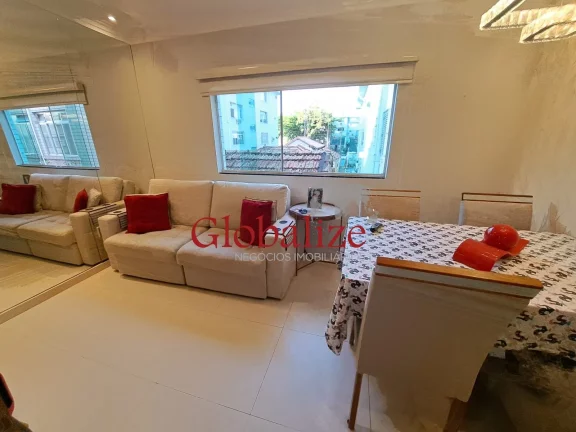 Imagem Casa em Villagio à venda com 2 suítes, triplex, 1 vaga, churrasqueira por R$850.000,00 na Aparecida em Santos