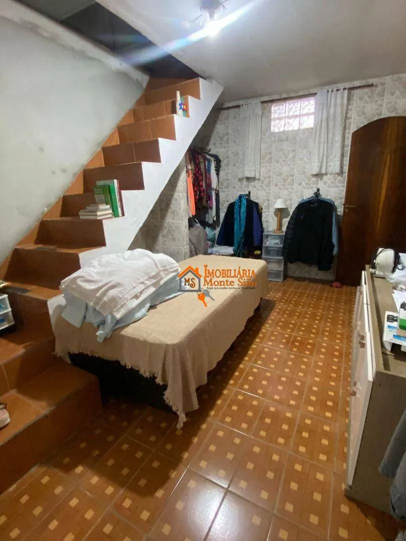 Imagem Oportunidade Única! Casa Térrea com 3 Quartos, Suíte e Quartos Extras em Localização Privilegiada em Guarulhos!