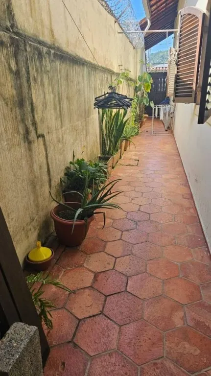 Imagem CASA COM 165,00 m² - CANTO DO FORTE - PRAIA GRANDE SP