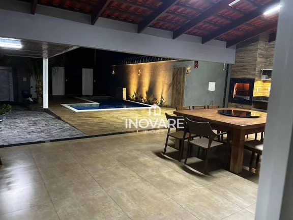 Imagem Casa com piscina com 3 dormitórios à venda, 200 m² por R$ 780.000 - Ferreira da Costa - Itumbiara/GO