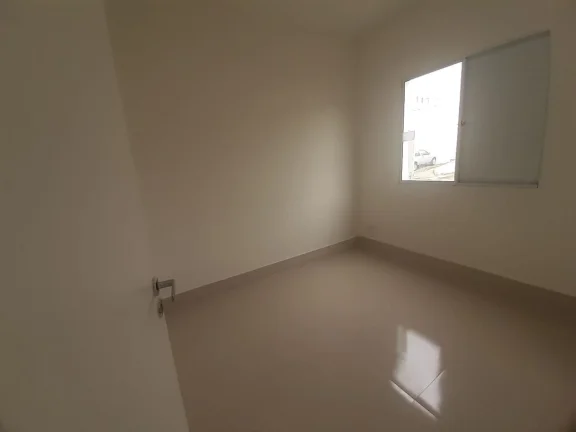 Imagem Imóvel à venda em condomínio de luxo em Cotia-SP, Chácara Tropical, com 3 quartos e 57,80 m² de área.