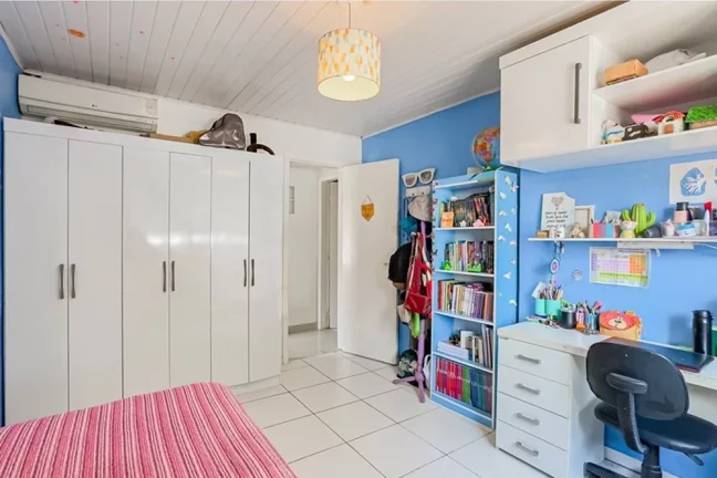 Imagem Casa para venda no bairro Santa Maria Goretti em Porto Alegre