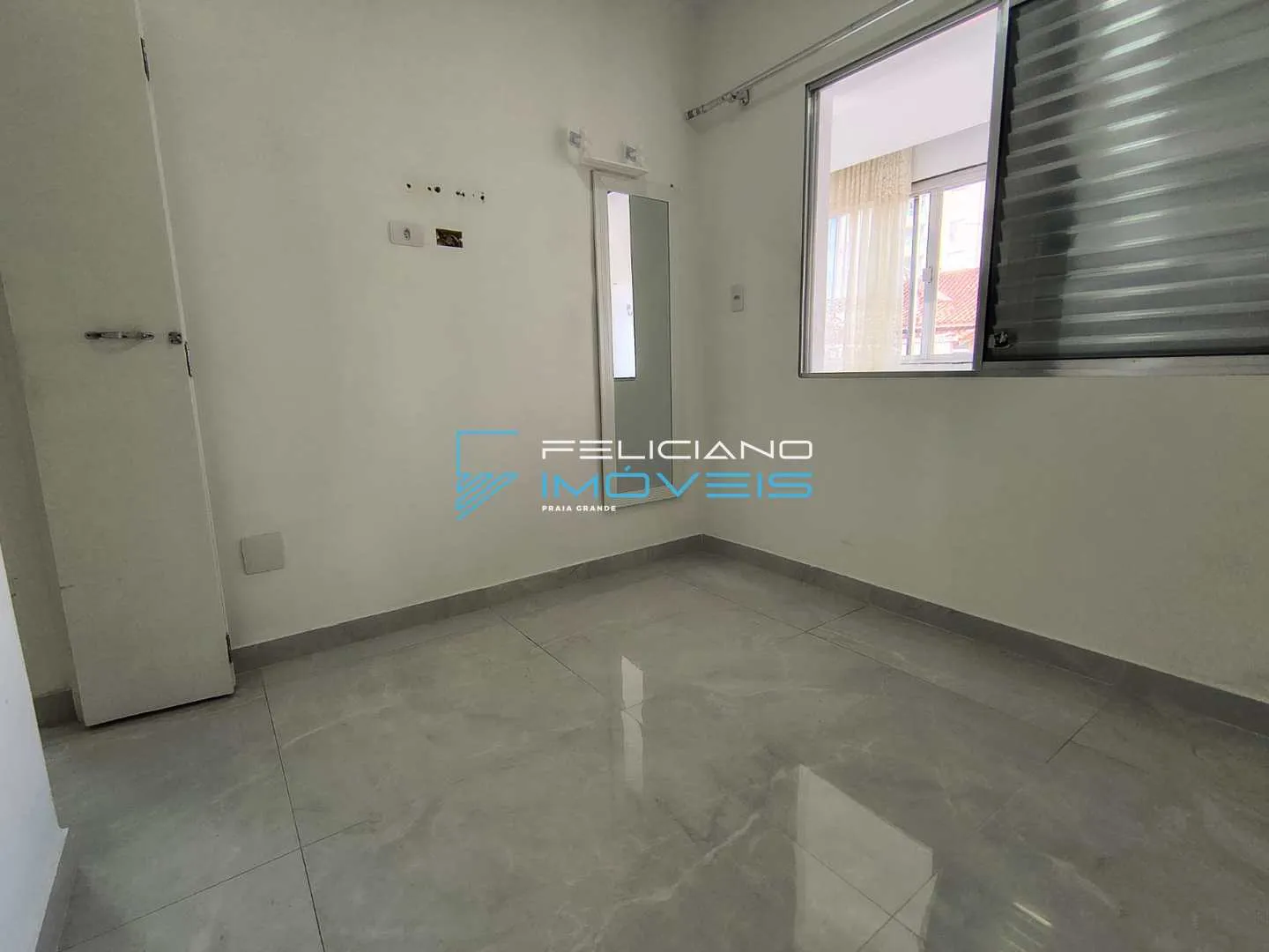 Imagem Apartamento com 1 quarto, Tupi, Praia Grande - R$ 325 mil, Cod: 6865