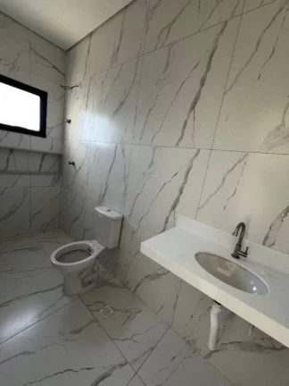 Imagem Sobrado com 3 dormitórios à venda, 127 m² por R$ 990.000,00 - Vila Guilhermina - Praia Grande/SP