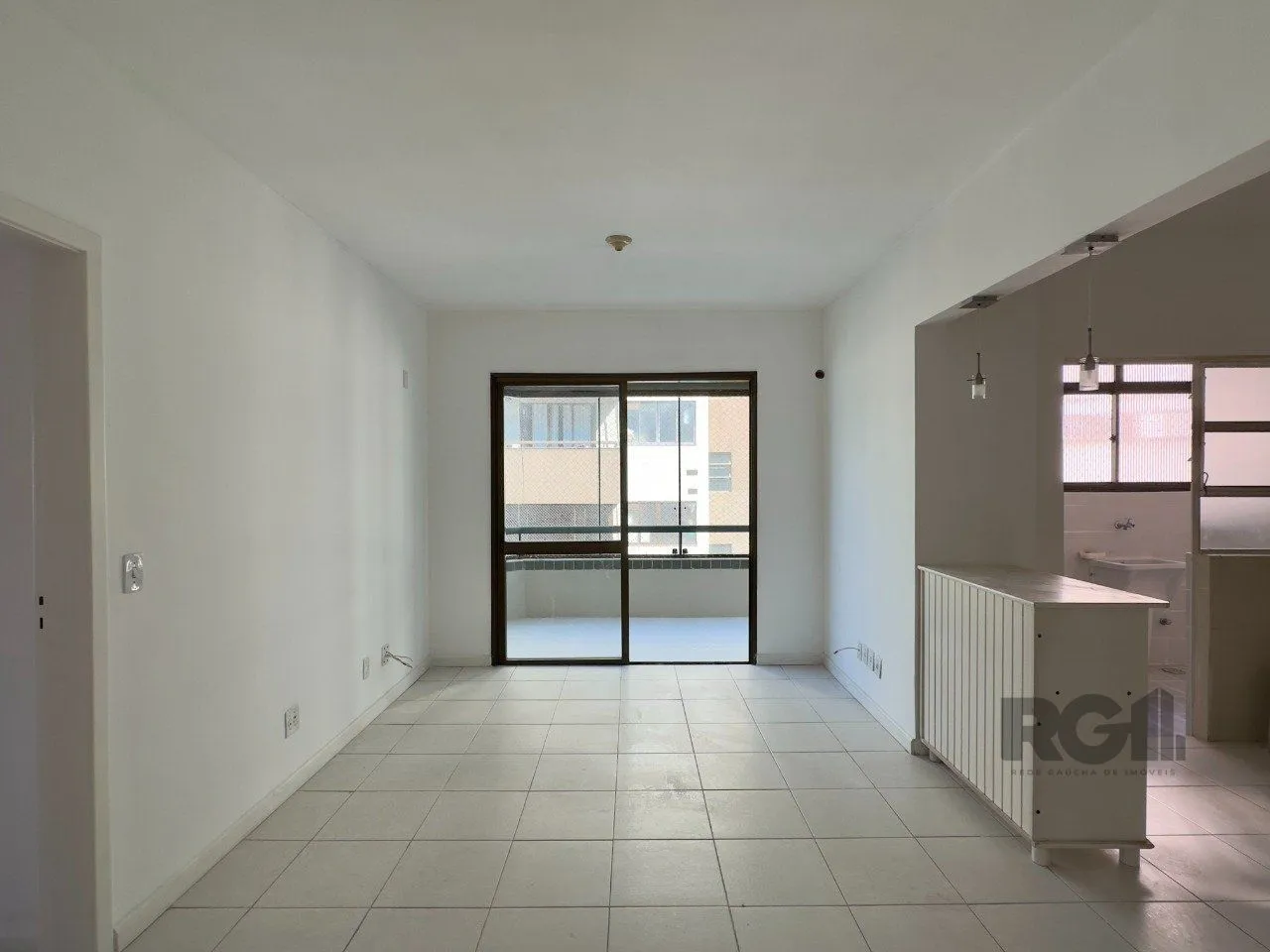 Imagem COBERTURA COM 174M², DE FRENTE, 3 DORMITÓRIOS, EM ÓTIMA LOCALIZAÇÃO NO MENINO DEUS