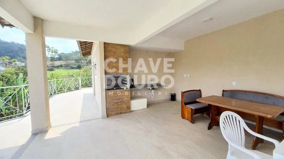 Imagem Casa em condomínio com 4 Quartos (1 suíte) em Vargem Grande Teresópolis RJ
