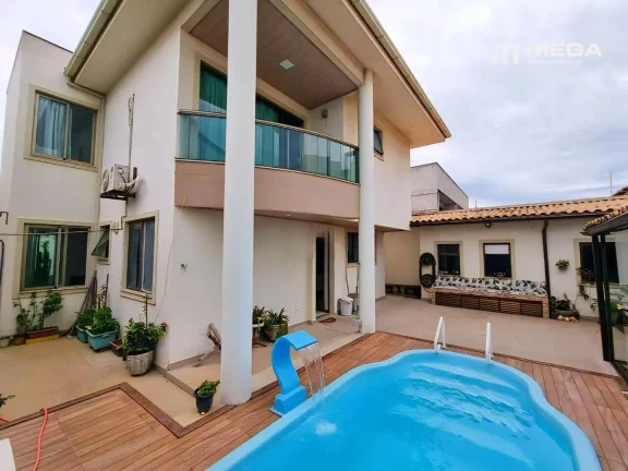 Imagem Casa com 3 dormitórios à venda, 337 m² por R$ 1.490.000 - Interlagos - Vila Velha/ES