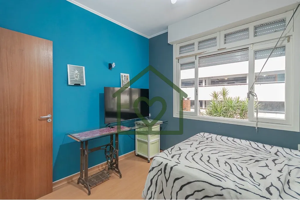 Imagem **À Venda: Apartamento Residencial na Região Sul do Brasil** Apartamento à venda no Bairro Flores...
