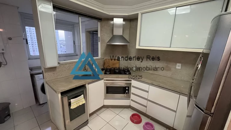 Imagem Lindo apto semi mobiliado com 3 dorm. Bairro Campinas São José SC